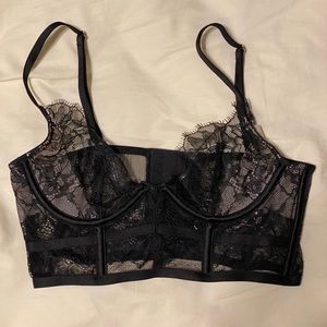 Victoria’s Secret Unlined Demi Longline Bra
